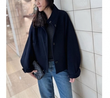 設計款 後腰帶造型羊絨斗篷