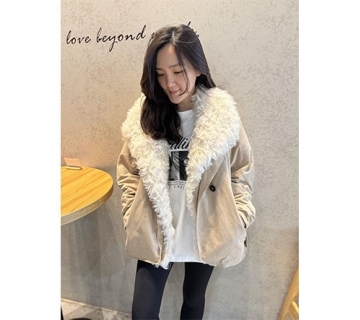 翻領羊羔毛鵝絨外套