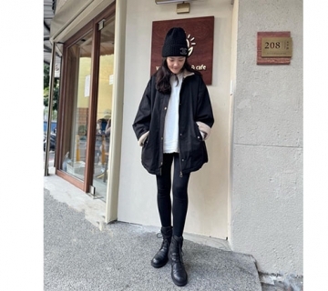 立領羊羔毛拚色風衣外套